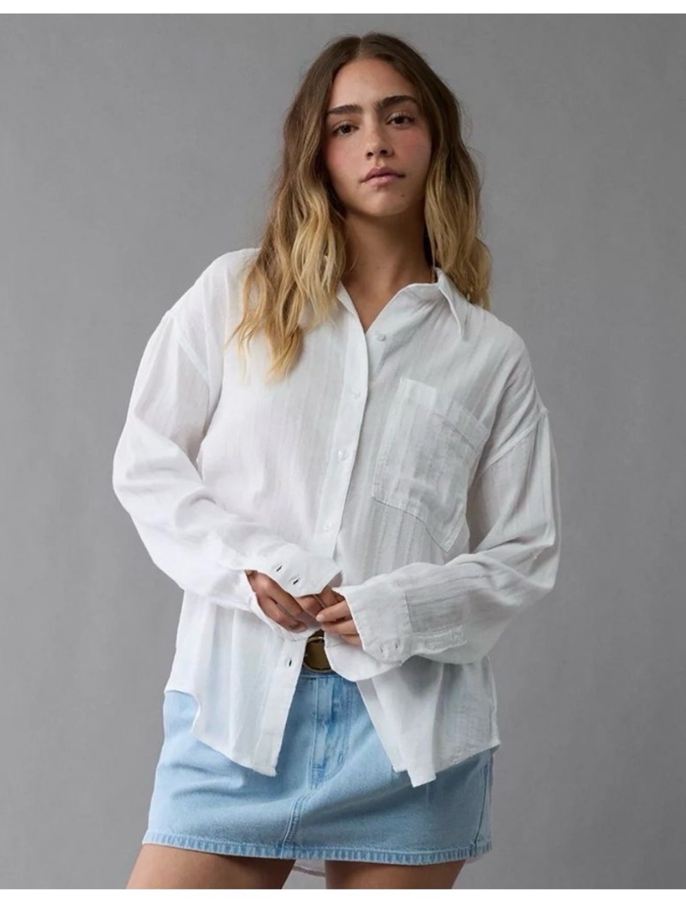 American Eagle White Perfect Button Up Long Sleeve Classic Cotton Shirt